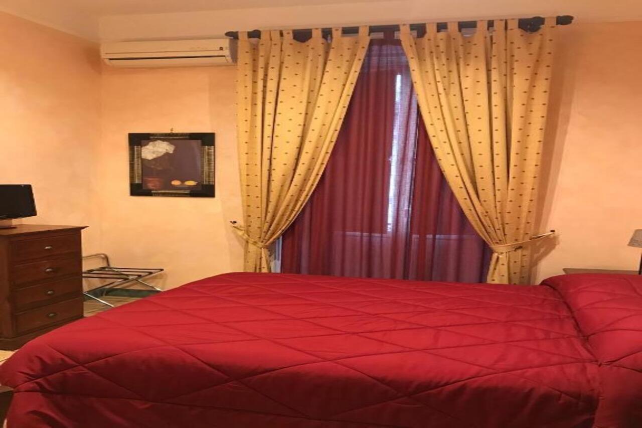 Schilizzi Hotel Неаполь Экстерьер фото